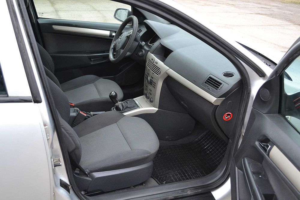 Opel - Astra 1.3 cm Diesel , klima , super stan , okazja !