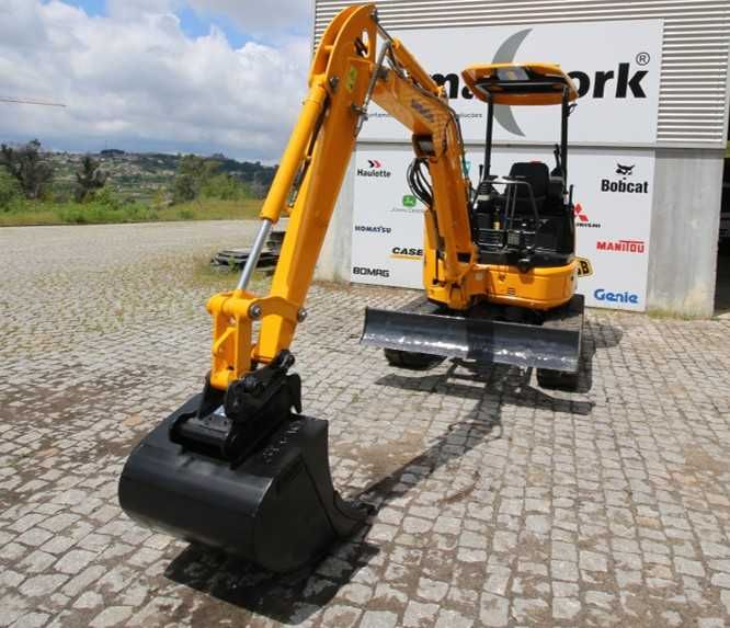 Komatsu Mini giratória de rastos PC 26 MR