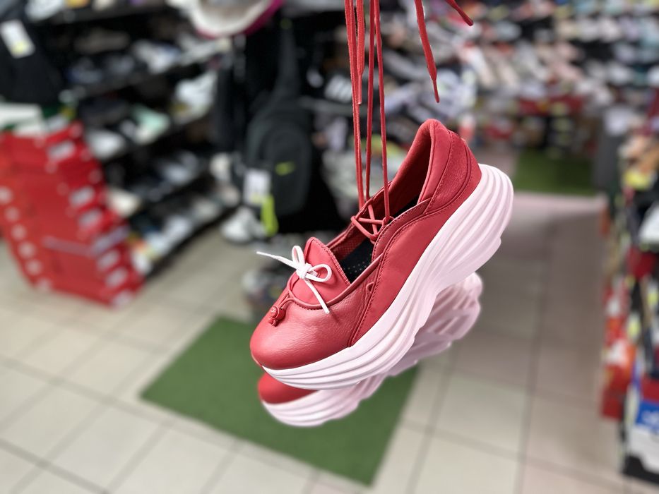 Кросівки Hoka Bondi Mary Jane колаборація ( ООЗМІР 40 2/3 , 40 )