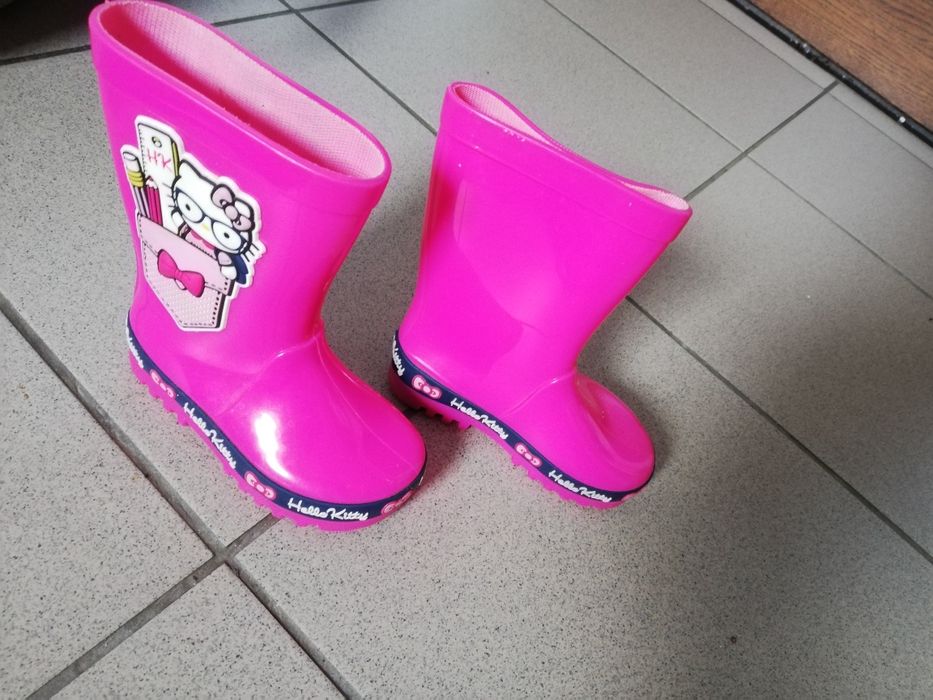 Buciki sandałki kozaczki pantofelki