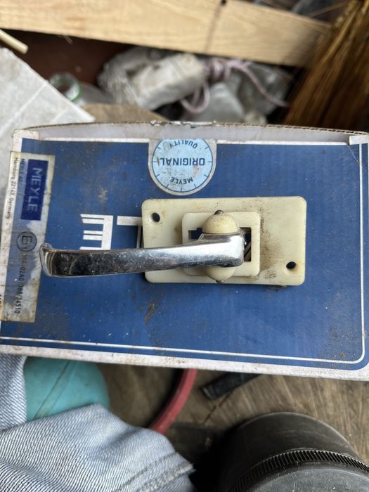 Ручка внутренняя двери Ваз2106.