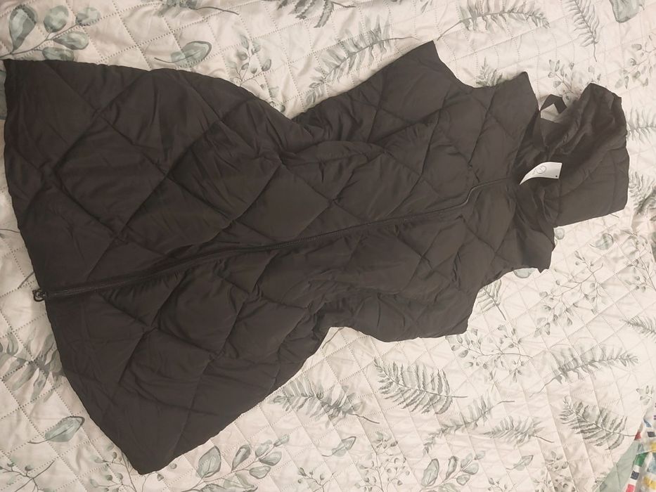 Nowy długi bezrękawnik r L Cleve