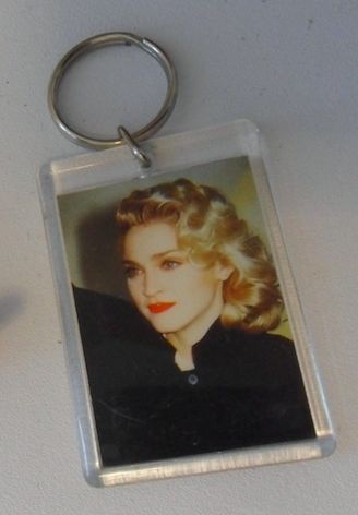 Madonna: vários artigos