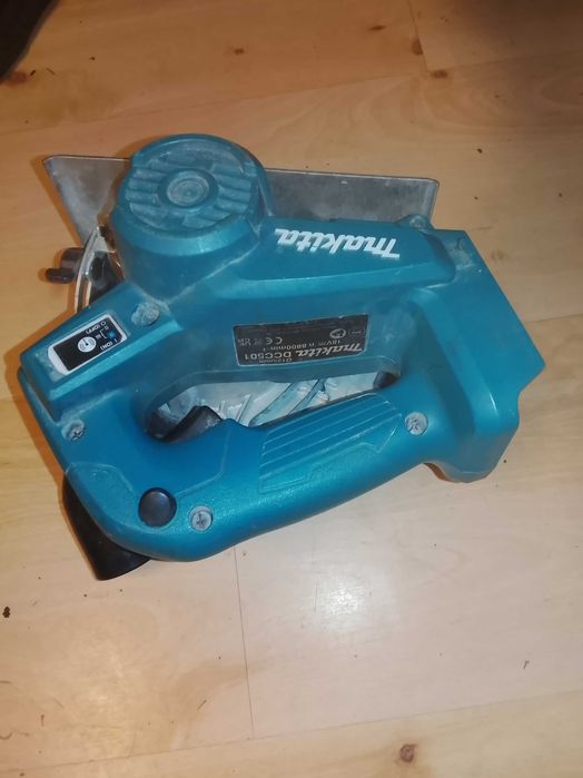 Makita DCC501 — przecinarka diamentowa