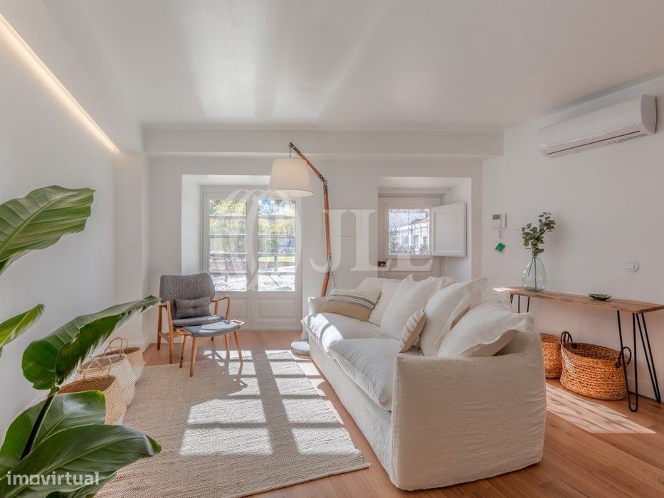 Apartamento T2 com terraço, Avenida Luísa Todi, Setúbal — Setúbal (São Julião, Nossa Senhora Da Anunciada E Santa Maria Da Graça), Setúbal