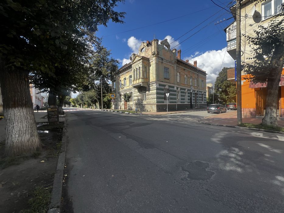 Здам приміщення вул. І. Франка