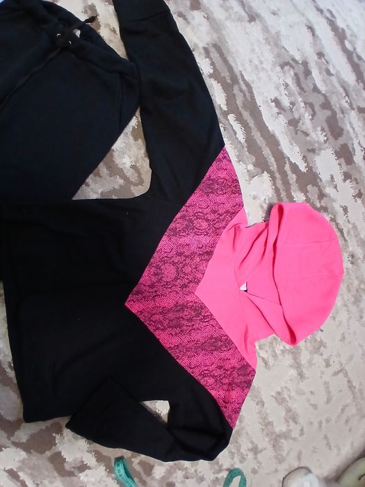 Костюм для девочки 6-8 лет. Размер 134. Худи. Водолазка