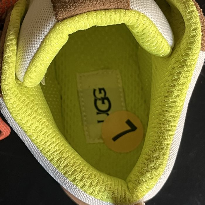 Жіночі черевики UGG Highland Hi Heritage Sneakers розмір 37