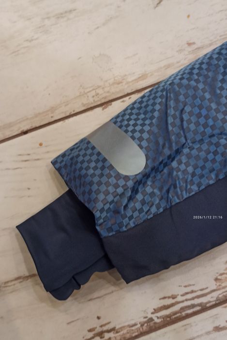 Nowy zimowy kombinezon dla chłopca 122/128