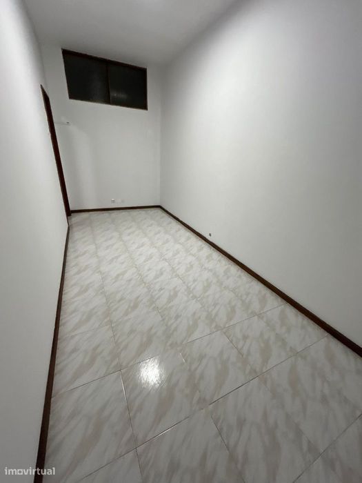 Apartamento T2+1 sem fiador