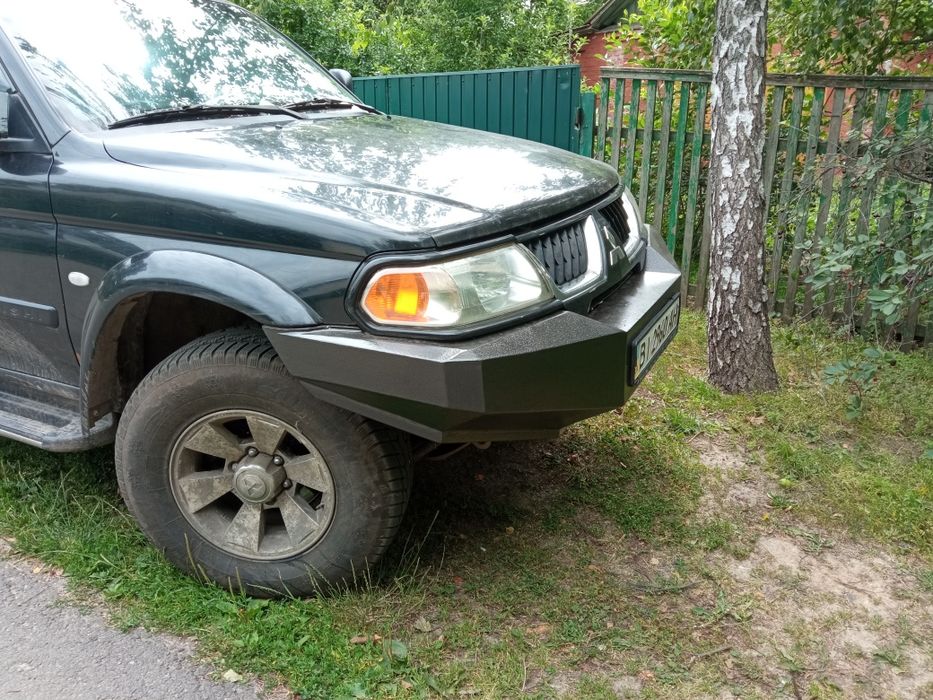 Бампер силовий металевий Mitsubishi Pajero Sport