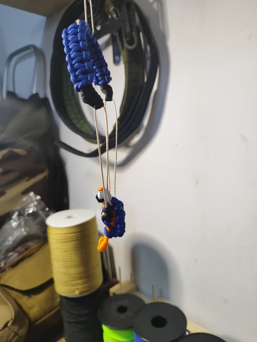 Boneco em Paracord (paraquedista)