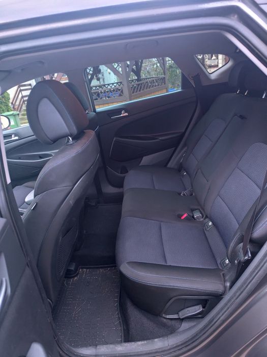 Hyundai Tucson     .