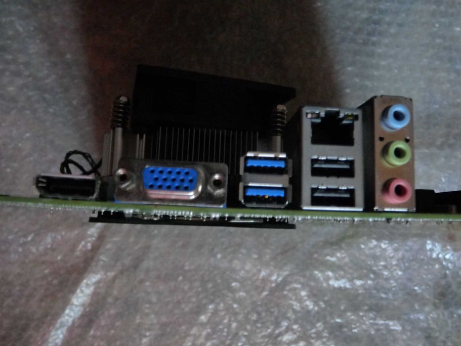 Lenovo 10DR001GGE + I5-4570S +  кулер (Socket1150)