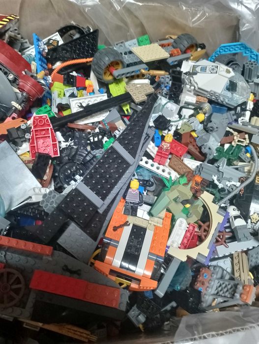 Sprzedam klocki Lego 10,5kg