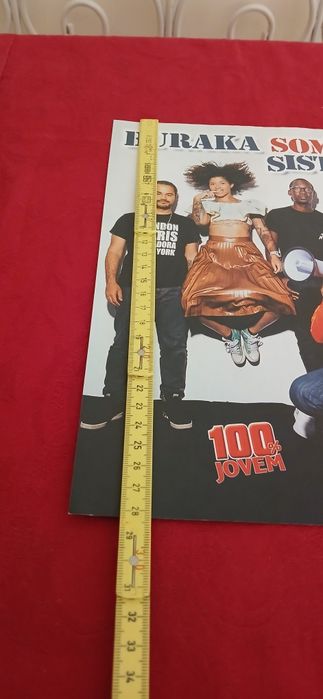 Poster Buraka Som Sistema, novo