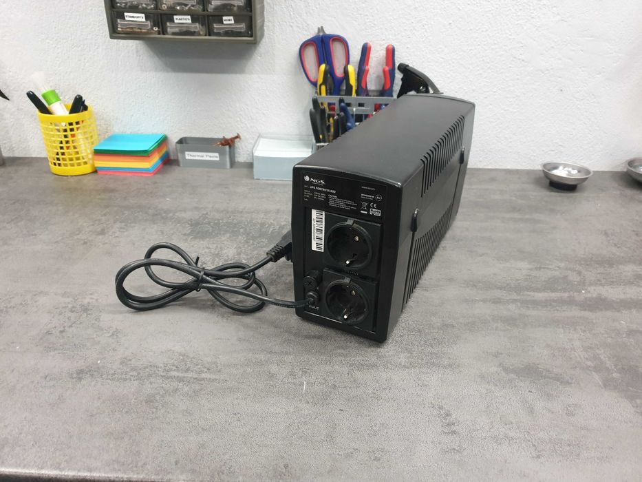 UPS NGS fortress 600 (Usado)