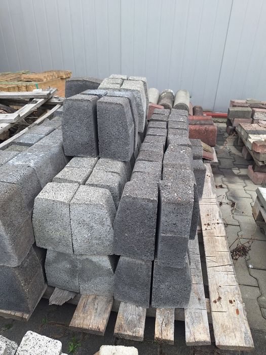 Wysprzedaż palisad różne rodzaje