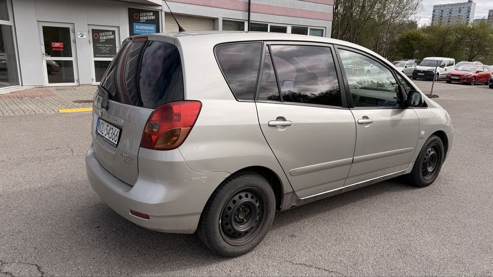 Toyota corolla verso 2.0D 90km klima doinwestowany