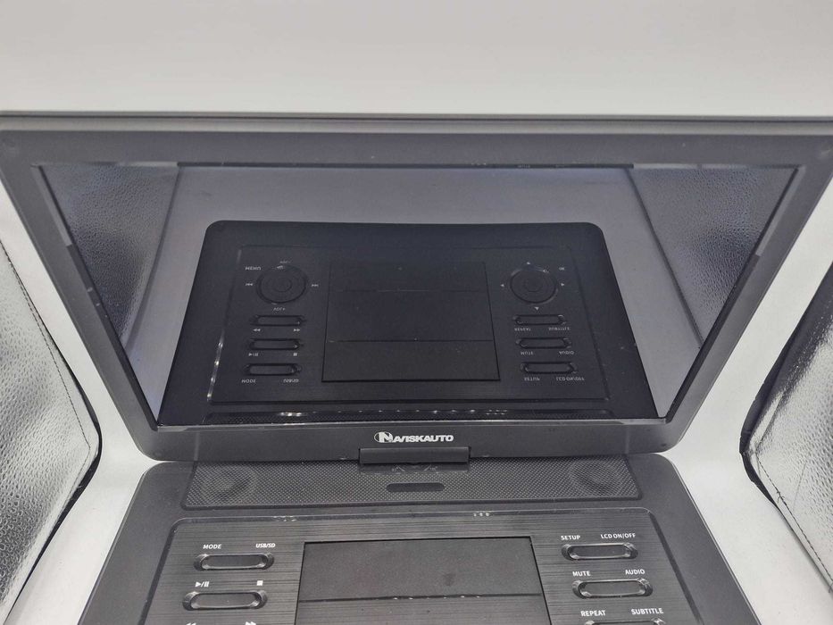 Przenośne DVD Naviskauto BM1602B