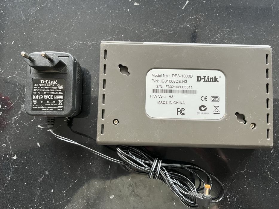 Мережевий комутатор D-link DES-1008D, свич, switch