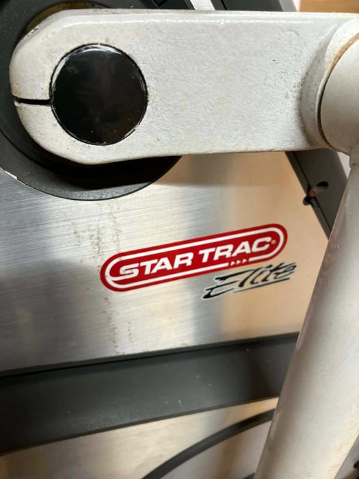 Bicicleta Elíptica Star Trac 6230 Elite - Star Trac 6230-SINTP0