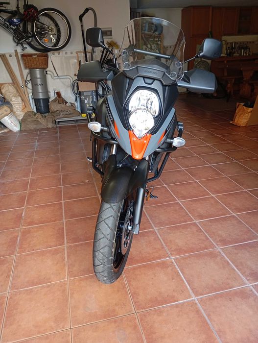 Suzuki V-Strom 650XA 2024