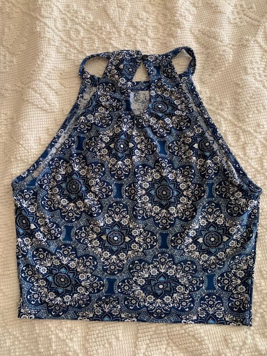 Crop top azul de alças