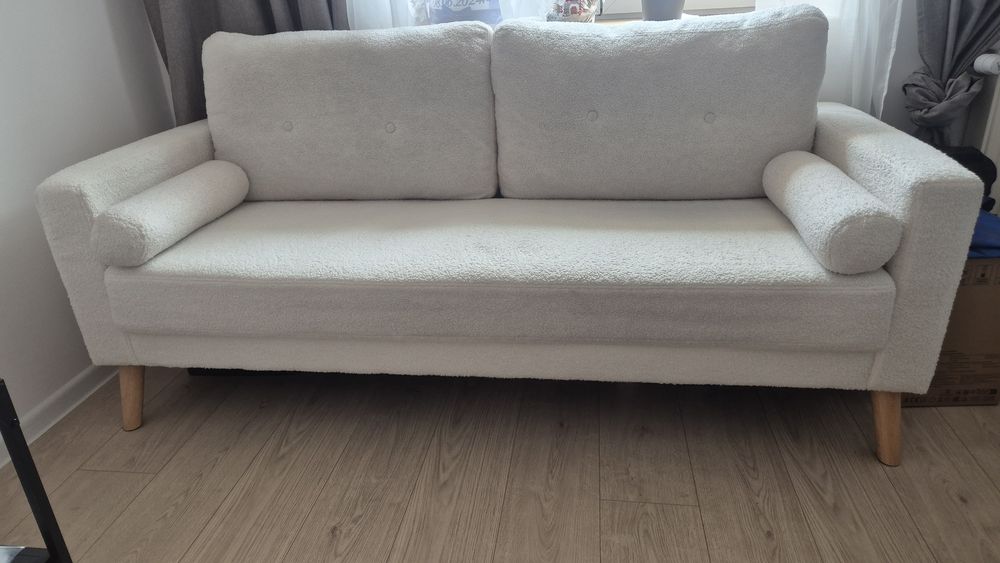 Sofa 2-osobowa teddy złamana biel KALMAR
