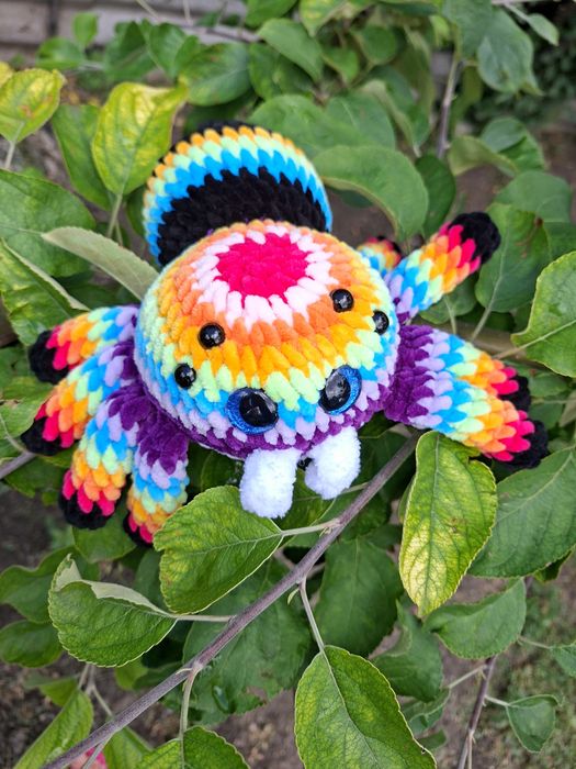 Іграшка ручної роботи: павук