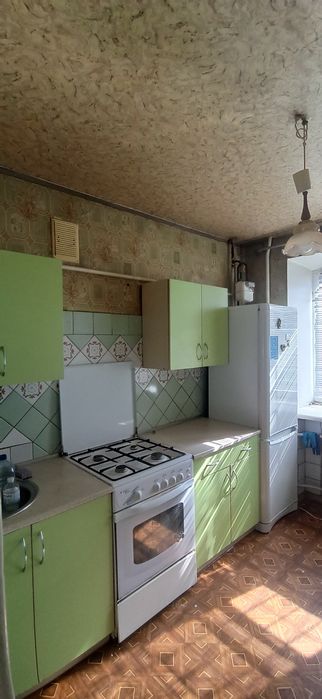 Продам 2-ю квартиру ул. Чумаченко 2 эт.