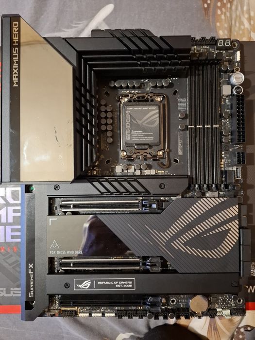 Asus ROG Maximus Z790 HERO