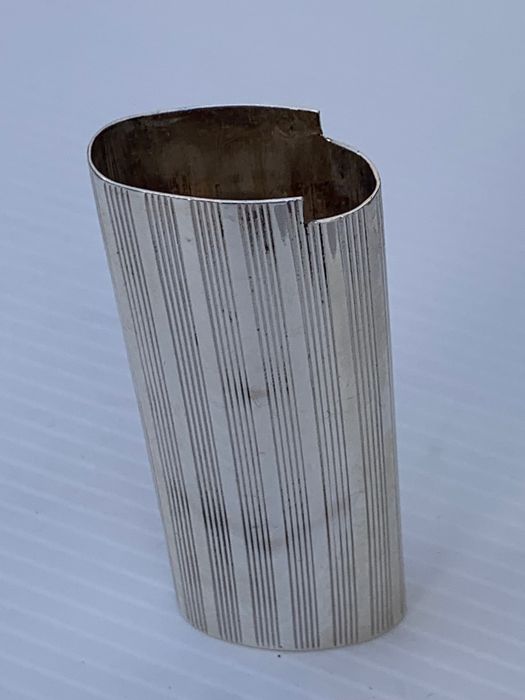 Capa para isqueiros BIC em prata - Grande !