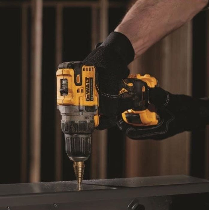 Безщітковий шуруповерт DEWALT DCD701B 12V MAX