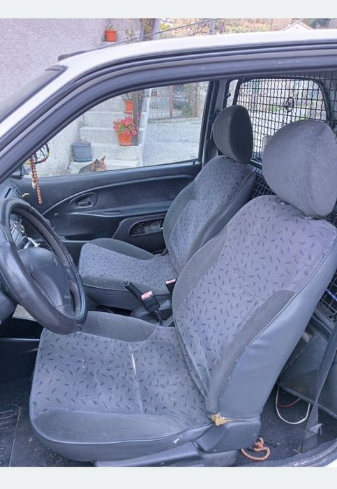 Citroën Saxo 1.5D de 2002.