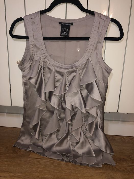 Bluzka z falbankami xs