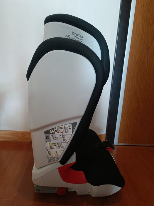 Cadeira Auto Romer Britax KidFix II XP SICT Isofix 2/3