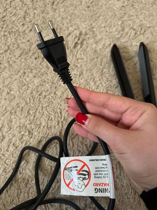 Професійна плойка-гофре для моделювання волосся б/у