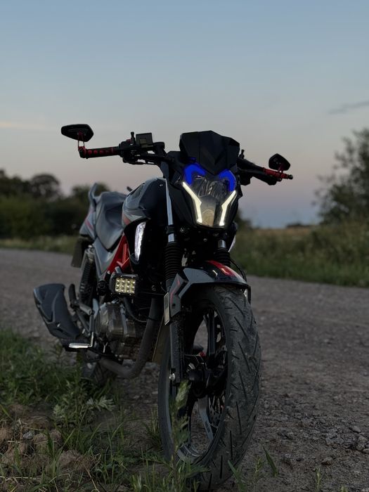 Мотоцикл спарк 200