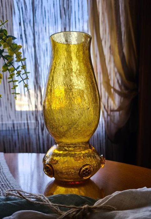 Вазы для цветов цветное медовое стекло хрусталь кришталь декор винтаж