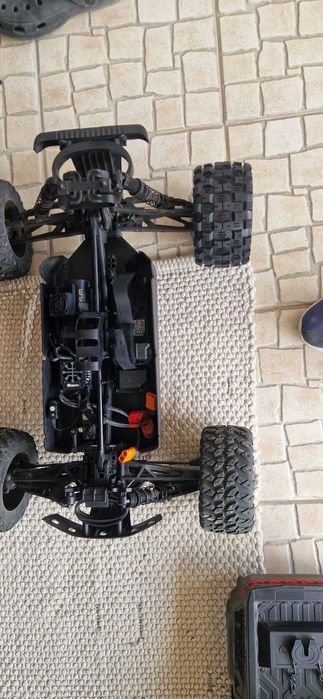 Carrinha  arrma big rock 6s