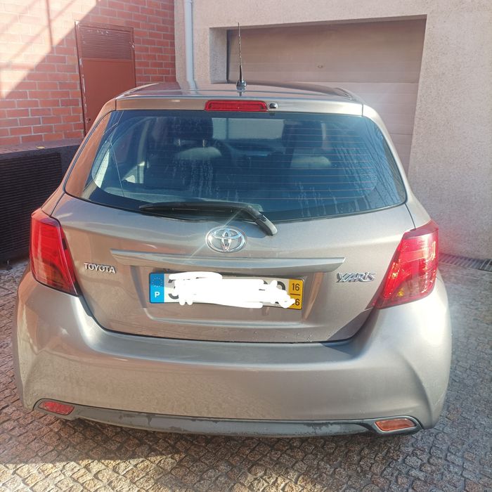 Toyota Yaris — fotografia 3