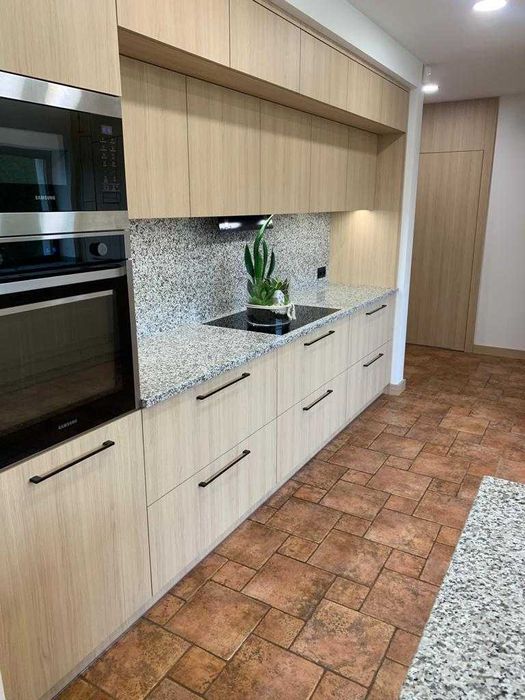 Blat kuchenny - granit jasny