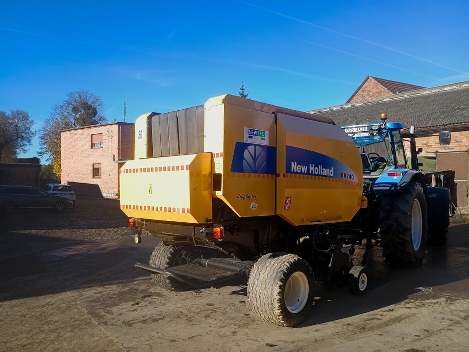 Sprzedam balotnice New Holland br740