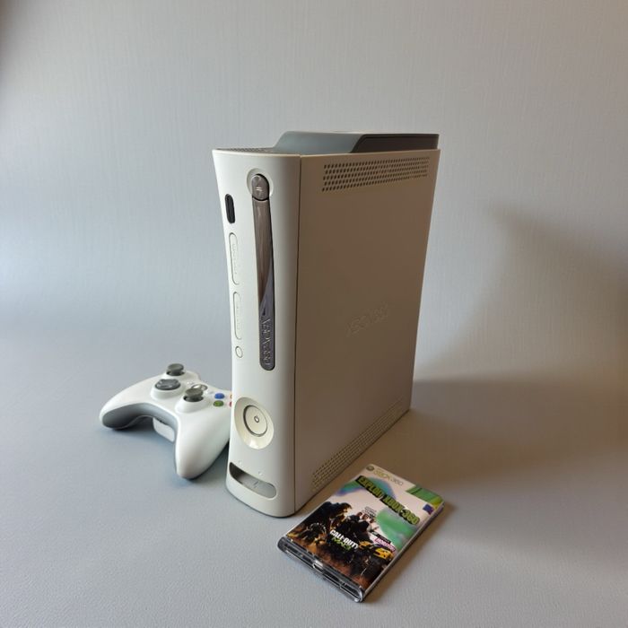 Xbox 360 Arcade branco 500GB + exploit + Aurora + 130+ jogos – nostalgia pronta a jogar