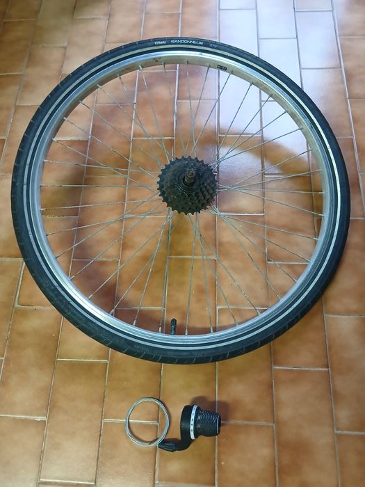 Peças e acessórios de bike