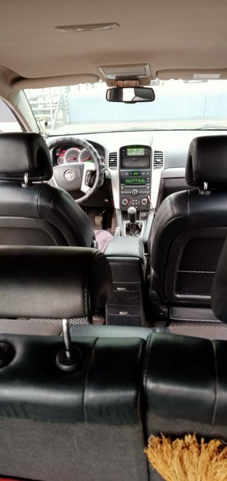 Продаю Шевроле Каптива