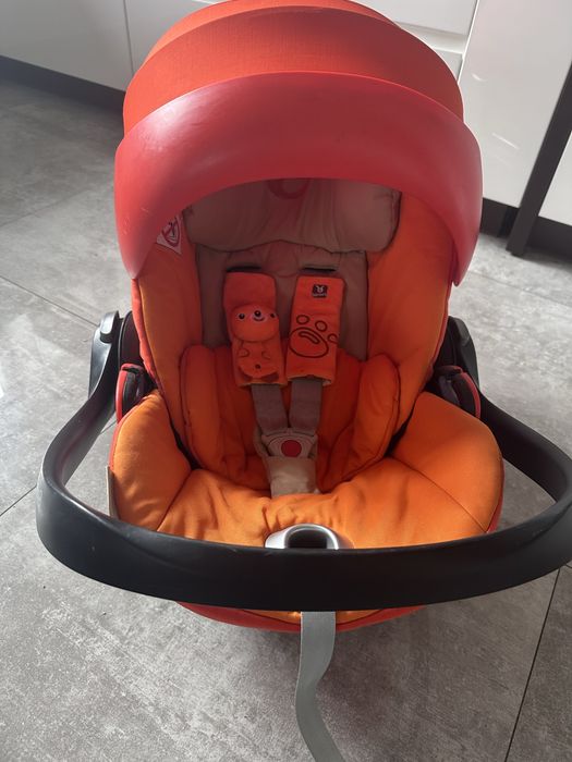 Nosidelko fotelik Cybex Cloud Q Platinum