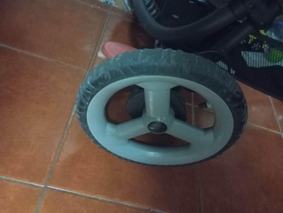 Carrinho Bebé Confort