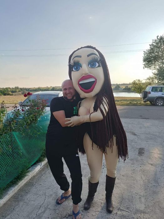 Ростова лялька стриптизерша